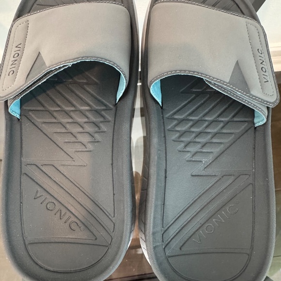 VIONIC Women’s Rejuvenate Recovery adjustable slide sandals, Gray Size 7 - Picture 7 of 10